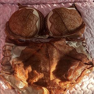 Victoria's Secret Brown Lace Bra Set